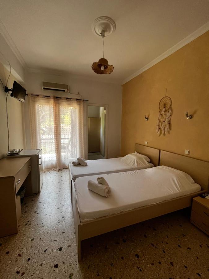 Santa Marina Rooms Agia Marina  Exterior foto